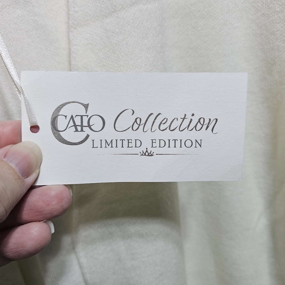 NWT Cato Collection Limited Edition Cream Long Cardigan Black Flowers Size 2X. - Picture 6 of 10
